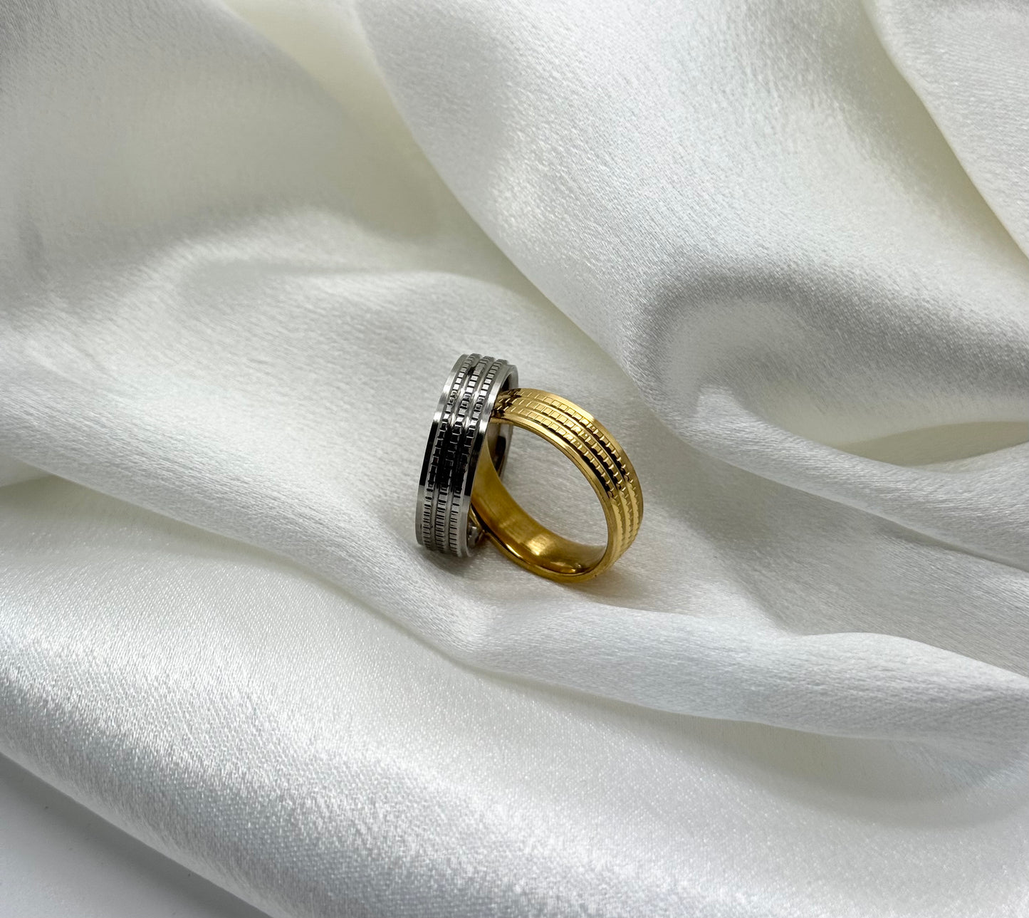 Aurelius Ring