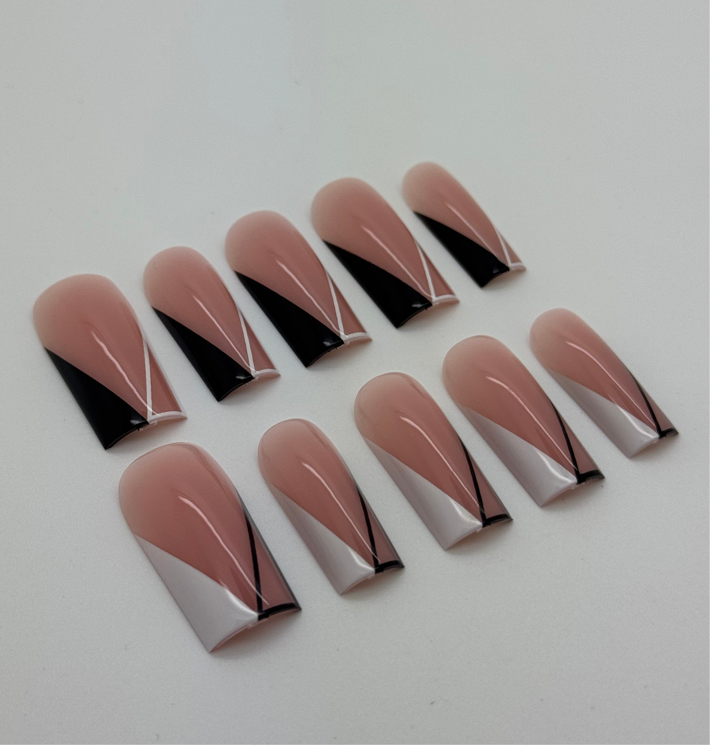 EBIN Press on nails FINISHLINE